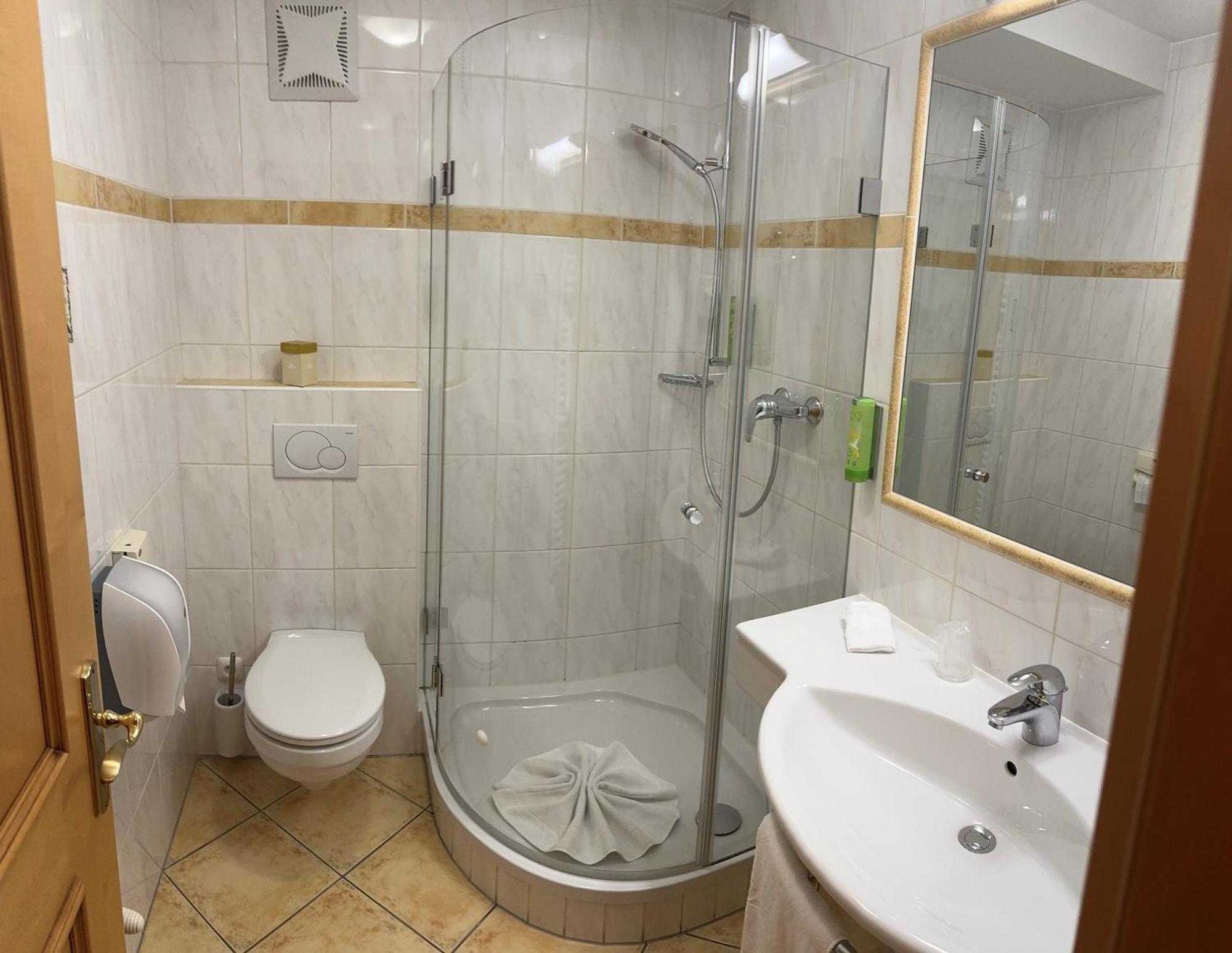 Seehotel Brunner Walchsee Bagian luar foto